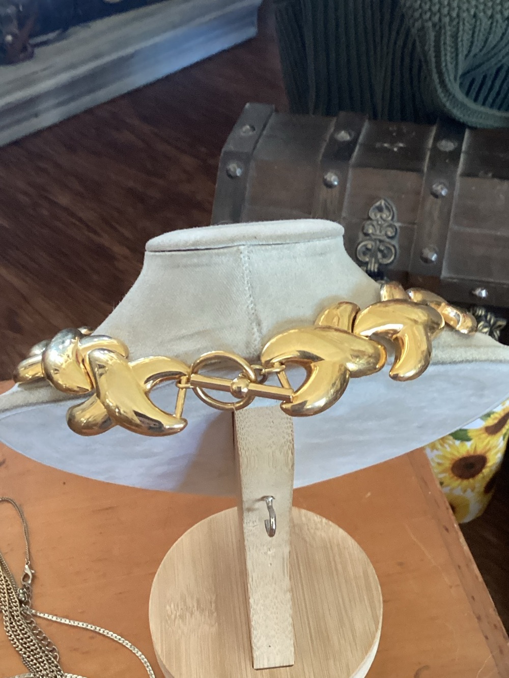 Vintage Anne Klein Polished Gold Link Collar Necklace - Picture 2 of 2